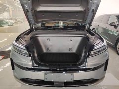 Nio Lerado L90 Ultra Six-Seater - ფოტო 20