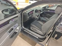 Volkswagen Passat Outstanding Edition 380TSI Starry Sky Dragon Ascendant Version - ფოტო 16