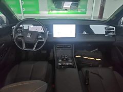 BYD Qin L DM-i Smart Drive Edition 120KM Superior - ფოტო 10