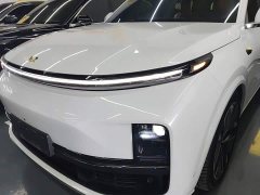 Li Auto L8 Max Intelligent Refresh Edition - ფოტო 1