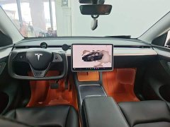 Tesla Model Y Rear-Wheel Drive - ფოტო 10