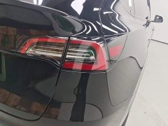 Tesla Model Y Rear-Wheel Drive - ფოტო 8