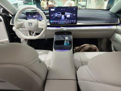 Buick Zhijing L7 Extended Range Avvia - ფოტო 10