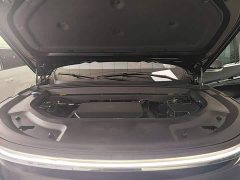 Li Auto Ideal L8 Air - ფოტო 20