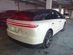 Li Auto i6 Four-Wheel Drive Standard Edition - ფოტო 7