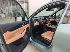 Geely Boyue L 2025 Fourth Generation 1.5TD DCT Jinxiu - ფოტო 12