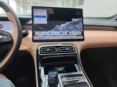 Geely Boyue L 2025 Fourth Generation 1.5TD DCT Jinxiu - ფოტო 9