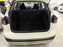Volkswagen Touareg Sharp 1.5L Sharp Pro - ფოტო 19