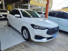 Ford Fiesta 1.5L Automatic Platinum Edition - ფოტო 4