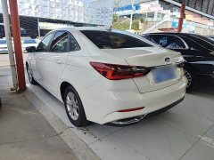 Ford Fiesta 1.5L Automatic Platinum Edition - ფოტო 5