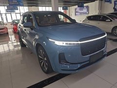 Li Auto ONE Extended Range 6-Seater - ფოტო 4