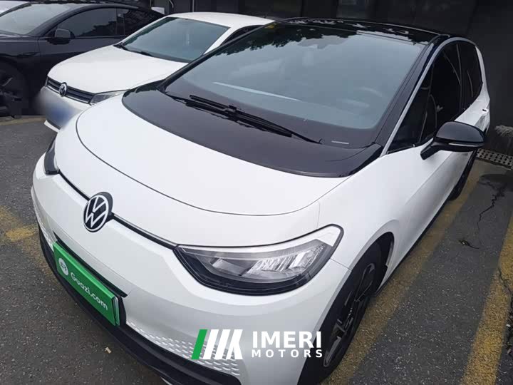 Volkswagen ID.3 Outstanding Edition - ავტომობილი ჩინეთიდან