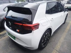 Volkswagen ID.3 Outstanding Edition - ფოტო 7