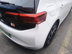 Volkswagen ID.3 Outstanding Edition - ფოტო 8