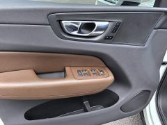 Volvo XC60 T5 AWD Smart Remote Luxury Edition - ფოტო 12