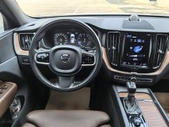 Volvo XC60 T5 AWD Smart Remote Luxury Edition - ფოტო 16