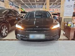 Tesla Model 3 2023 Rear-Wheel Drive - ფოტო 3
