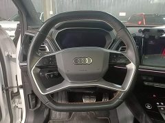 Audi Q4 e-tron 2023 40 e-tron Starlight Night Edition - ფოტო 11