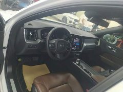 Volvo XC60 B5 AWD Smart Luxury Edition - ფოტო 10