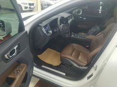 Volvo XC60 B5 AWD Smart Luxury Edition - ფოტო 16