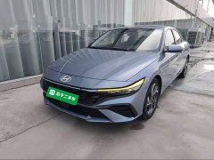 Hyundai Elantra 2023 1.5L CVT Luxury - ფოტო 1