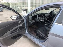 Hyundai Elantra 2023 1.5L CVT Luxury - ფოტო 16