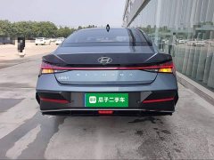 Hyundai Elantra 2023 1.5L CVT Luxury - ფოტო 6