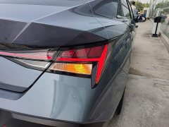 Hyundai Elantra 2023 1.5L CVT Luxury - ფოტო 8
