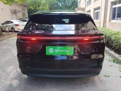 Li Auto i6 Two-Wheel Drive Standard - ფოტო 6