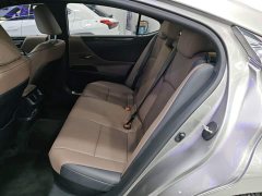 Lexus ES 2022 300h Excellence Edition - ფოტო 17