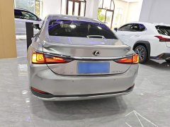 Lexus ES 2022 300h Excellence Edition - ფოტო 6