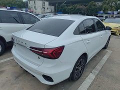 SAIC MG i5 2021 1.5L CVT Platinum Edition - ფოტო 7