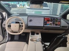 Li Auto i6 Four-Wheel Drive Standard Edition - ფოტო 10