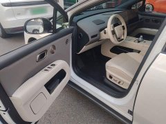 Li Auto i6 Four-Wheel Drive Standard Edition - ფოტო 16