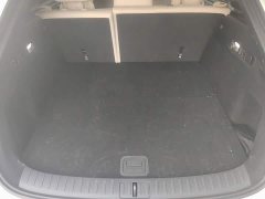 Li Auto i6 Four-Wheel Drive Standard Edition - ფოტო 19