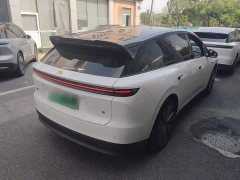 Li Auto i6 Four-Wheel Drive Standard Edition - ფოტო 7