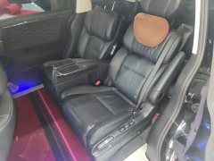 Honda Odyssey 2.0L e:HEV Luxury - ფოტო 17
