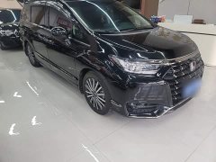Honda Odyssey 2.0L e:HEV Luxury - ფოტო 4