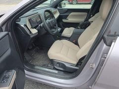 Volvo XC70 Plug-in Hybrid 2026 Two-Wheel Drive Long Range Core - ფოტო 15