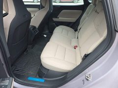Volvo XC70 Plug-in Hybrid 2026 Two-Wheel Drive Long Range Core - ფოტო 17