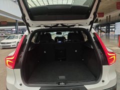 Volvo XC40 B3 Smart Remote Luxury Edition - ფოტო 19