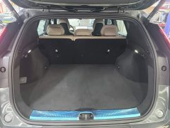 Volvo XC70 Plug-in Hybrid 2026 Two-Wheel Drive Long Range Core - ფოტო 19