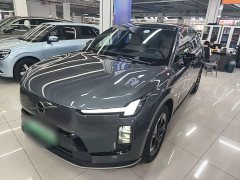 Volvo XC70 Plug-in Hybrid 2026 Two-Wheel Drive Long Range Core - ფოტო 2