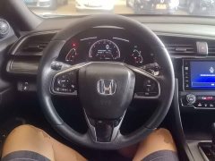 Honda Civic 2021 Hatchback 220 Turbo CVT Trendy Control - ფოტო 11