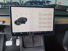 Tesla Model Y Standard Range RWD - ფოტო 13