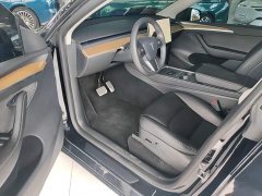 Tesla Model Y Standard Range RWD - ფოტო 16
