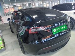Tesla Model Y Standard Range RWD - ფოტო 5