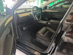 Tesla Model Y Rear-Wheel Drive - ფოტო 16