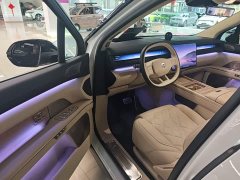 NIO ES8 2026 Six-Seat Executive Luxury Edition - ფოტო 16