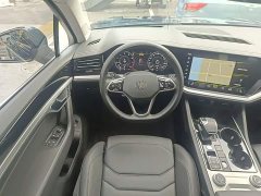 Volkswagen Touareg 2021 2.0TSI Ruishang Edition - ფოტო 11